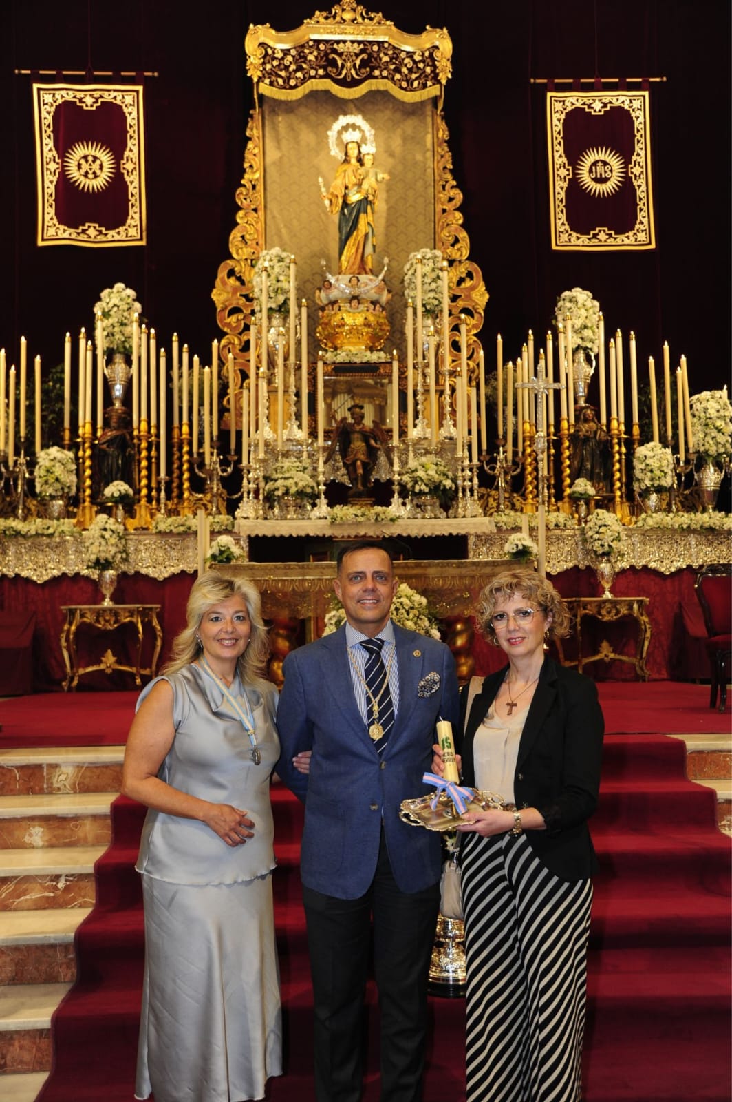 actividad maria auxiliadora coronada